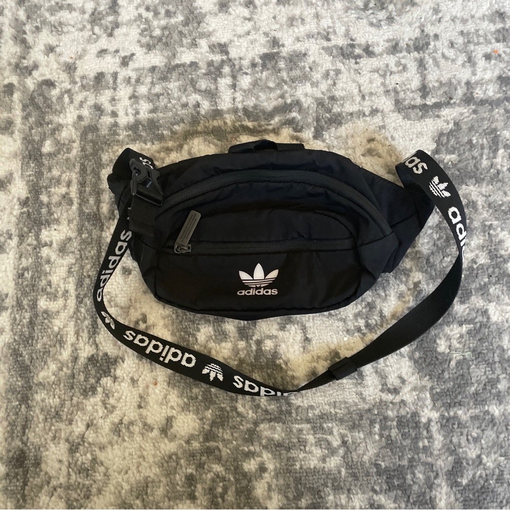 black adidas fanny pack